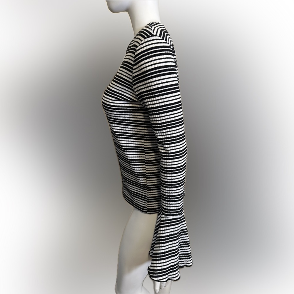 Zara Trafaluc Top Back White Striped Flounce Bell Sleeve Ribbed Womens Small - Picture 4 of 8